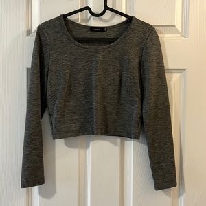 Long sleeve crop top